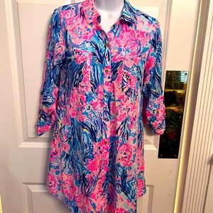 Gently used Lilly Pulitzer Coverup